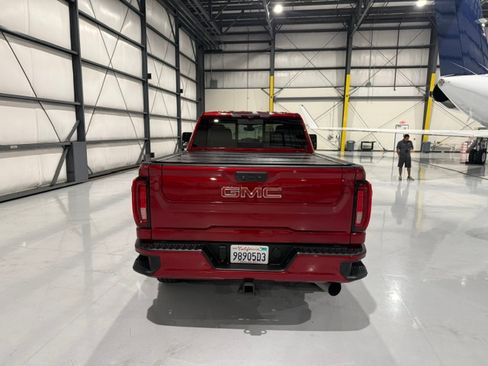 Used 2021 GMC Sierra 2500 Denali w/ Denali Ultimate Package AWD/4WD image 5