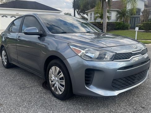 Used 2019 Kia Rio S image 4