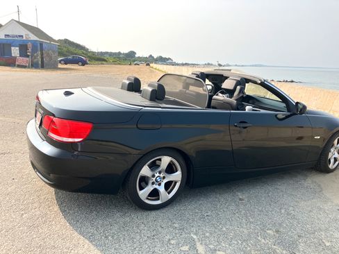 Used 2010 BMW 328i Convertible image 5