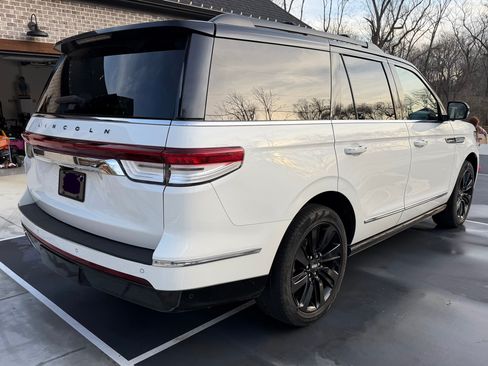 Used 2023 Lincoln Navigator Black Label image 6