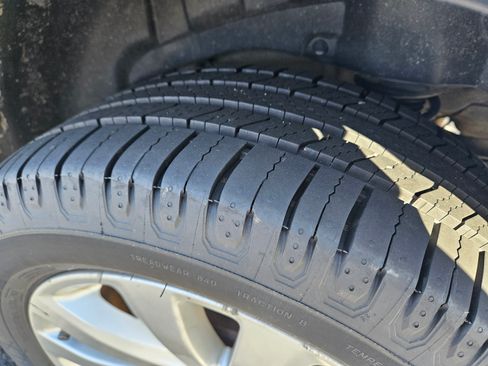 Used 2012 Subaru Forester 2.5X Touring image 12