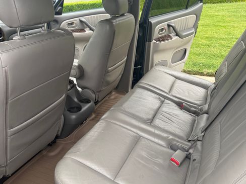 Used 2005 Toyota Sequoia Limited image 13