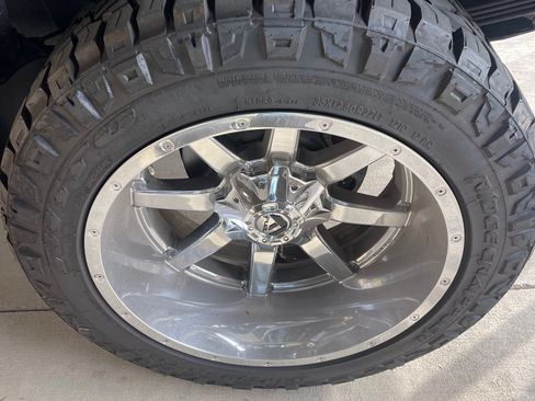 Used 2015 GMC Sierra 2500 Denali w/ Duramax Plus Package image 6