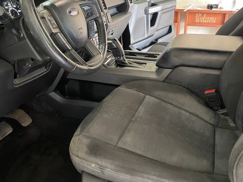 Used 2020 Ford F150 XLT w/ Equipment Group 302A Luxury AWD/4WD image 8