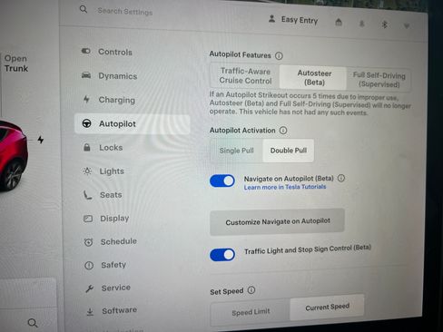 Used 2021 Tesla Model Y Long Range image 8