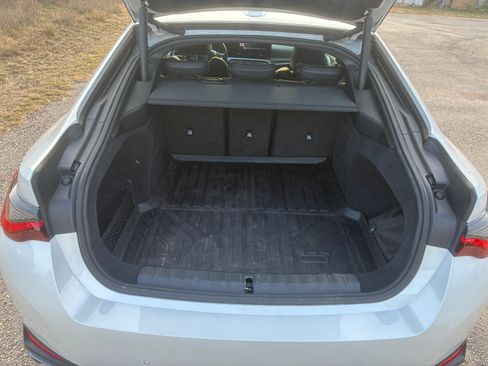 Used 2023 BMW i4 eDrive35 image 13