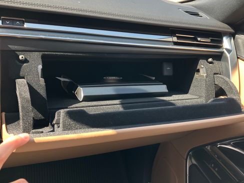 Used 2024 Land Rover Range Rover SE image 17