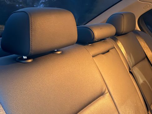 Used 2008 BMW 335xi Sedan AWD/4WD image 9