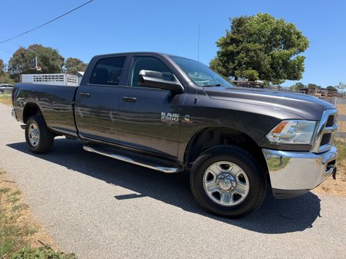 Used 2018 RAM 2500 Tradesman w/ Chrome Appearance Group AWD/4WD image 1