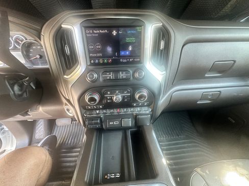 Used 2022 Chevrolet Silverado 3500 LTZ w/ LTZ Plus Package image 8