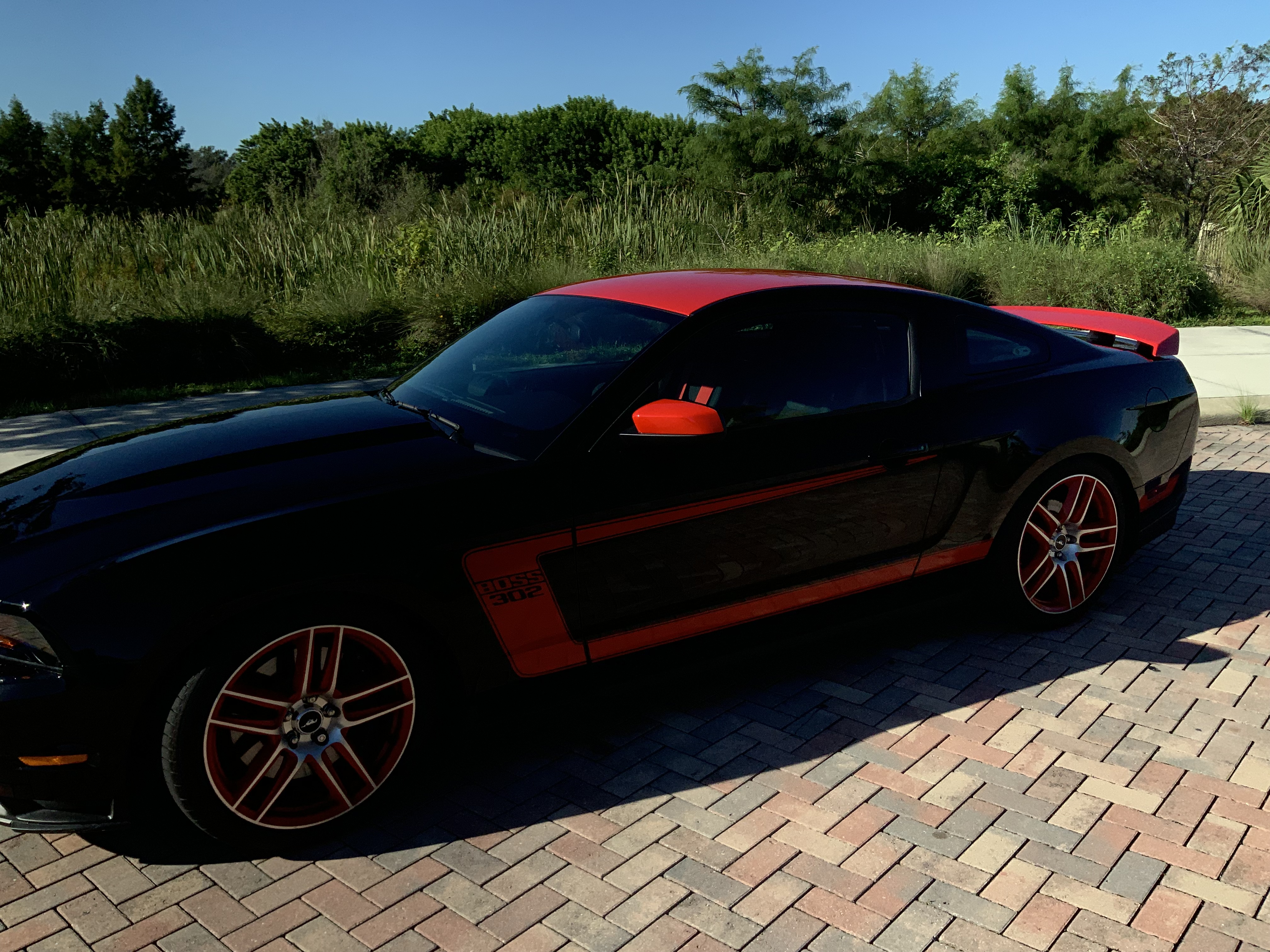 Used 2012 Ford Mustang Boss 302 RWD image 8
