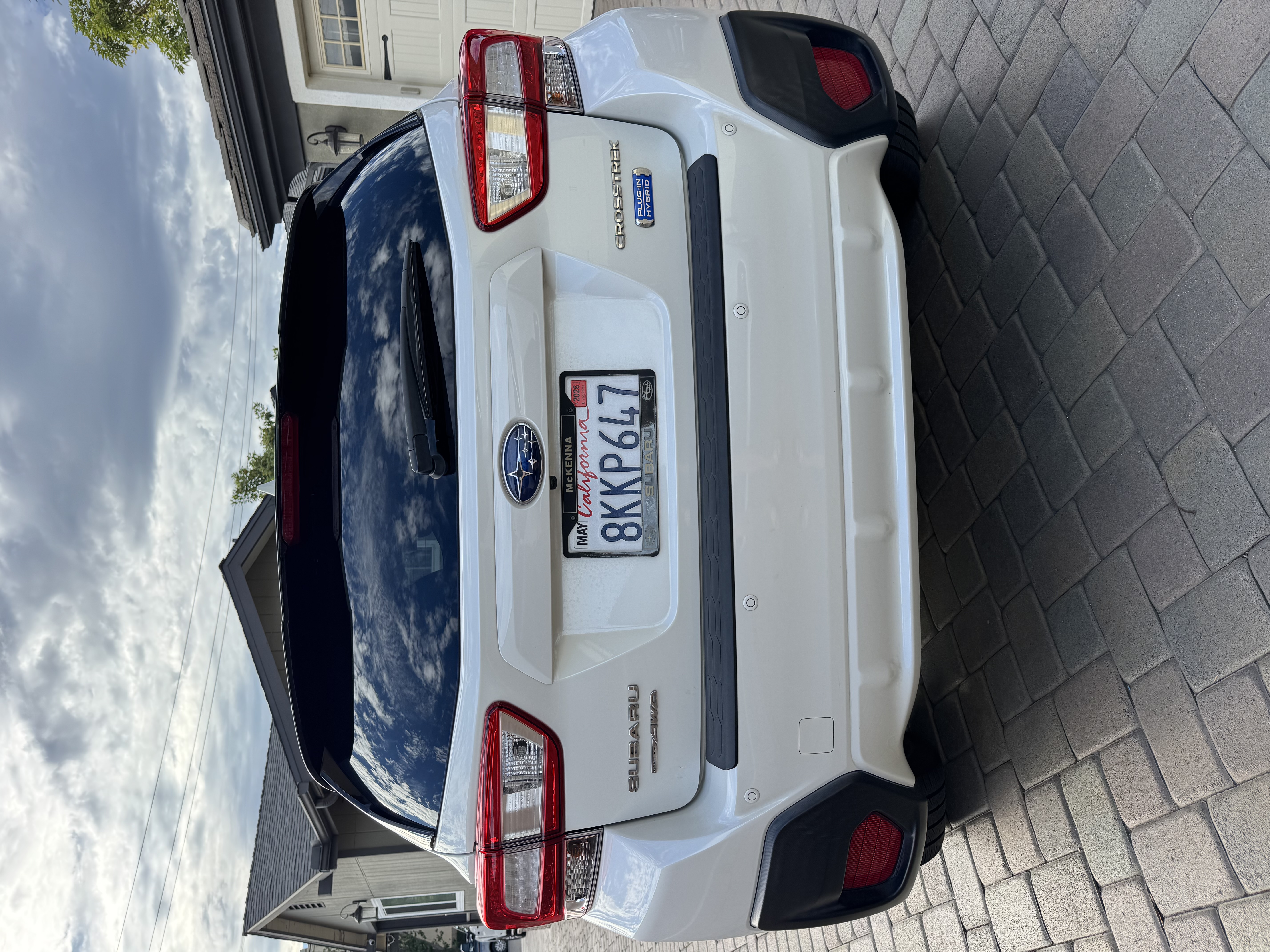 Used 2019 Subaru Crosstrek Hybrid w/ Moonroof Package w/Navigation AWD/4WD image 2