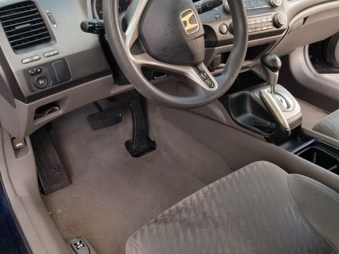 Used 2010 Honda Civic LX image 6