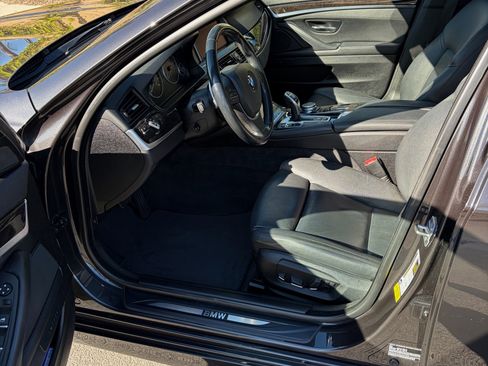 Used 2016 BMW 528i Sedan image 4