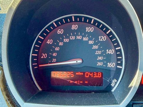 Used 2008 BMW Z4 3.0si image 12