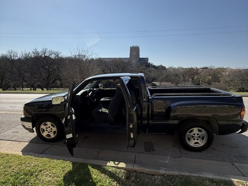 Used 2005 Chevrolet Silverado 1500 LS image 5