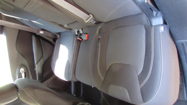 Used 2015 Jeep Cherokee Latitude FWD image 16
