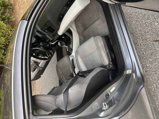 Used 2011 Honda CR-Z EX image 1