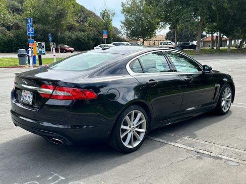 Used 2012 Jaguar XF Portfolio image 2