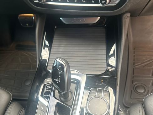 Used 2021 BMW X4 xDrive30i w/ M Sport Package AWD/4WD image 15