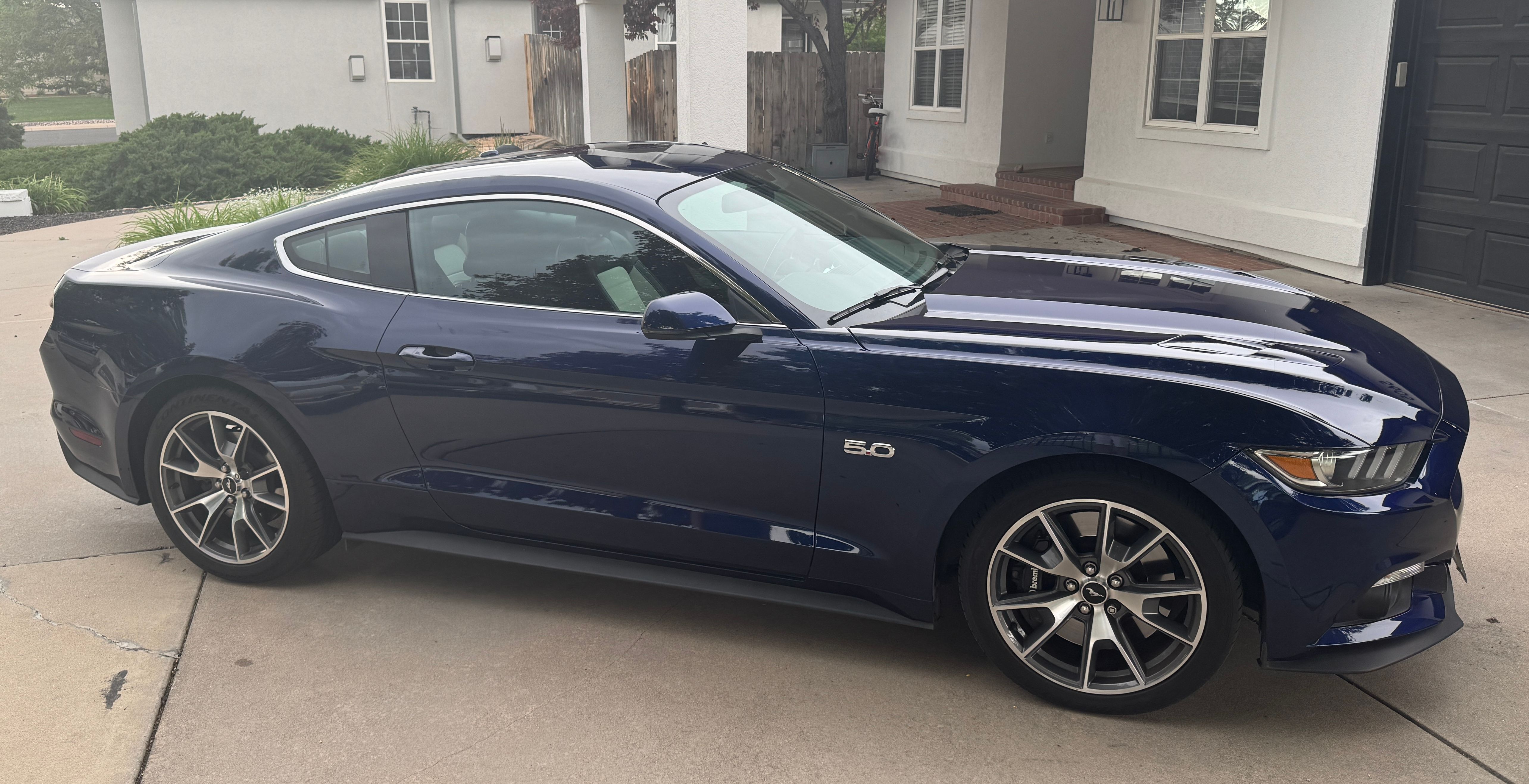 Used 2015 Ford Mustang 50 Years RWD image 18