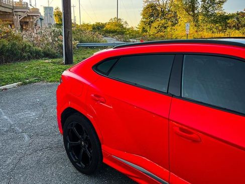 Used 2021 Lamborghini Urus image 4