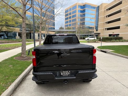 Used 2021 Chevrolet Silverado 1500 LT Trail Boss w/ Convenience Package II image 8