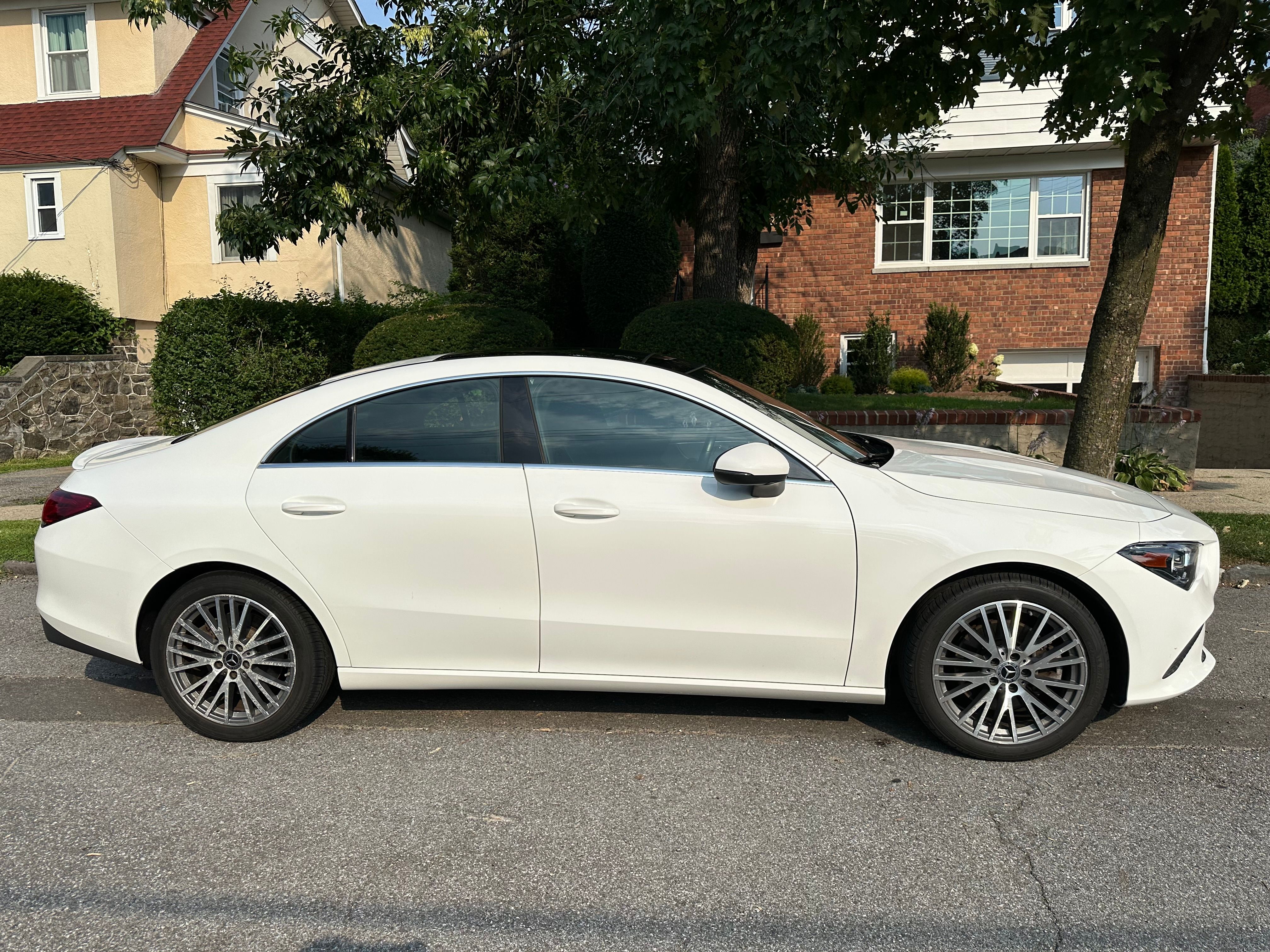 Used 2020 Mercedes-Benz CLA 250 4MATIC image 5