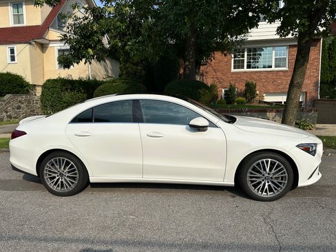 Used 2020 Mercedes-Benz CLA 250 4MATIC image 5