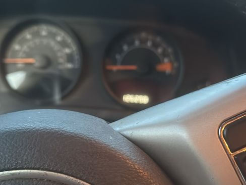 Used 2016 Jeep Compass 75th Anniversary w/ Power Value Group image 2