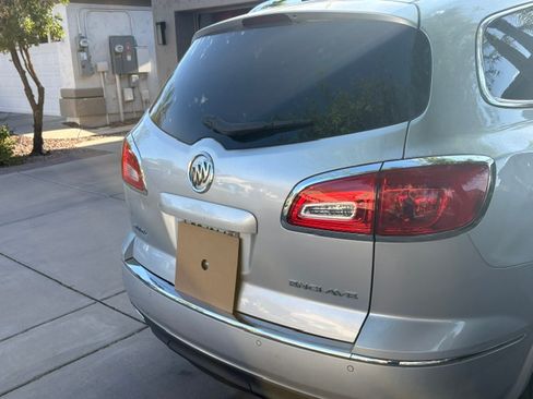 Used 2016 Buick Enclave Premium w/ Trailering Package FWD image 2