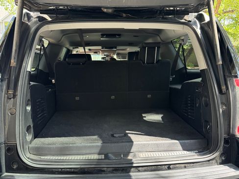 Used 2019 GMC Yukon XL SLT w/ Open Road Package RWD image 10