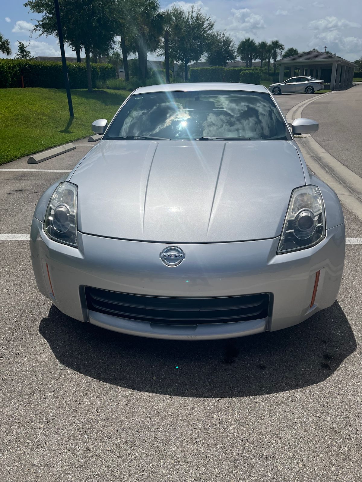 Used 2006 Nissan 350Z Touring w/ (N93) Cargo Convenience Pkg RWD image 2