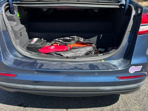 Used 2019 Ford Fusion Energi Titanium FWD image 16