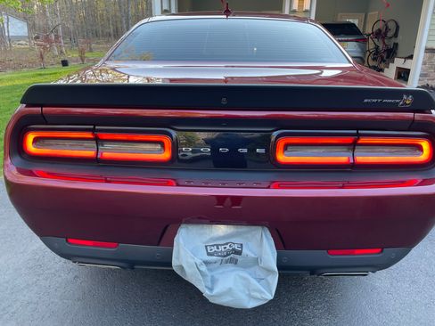 Used 2021 Dodge Challenger R/T Scat Pack RWD image 10