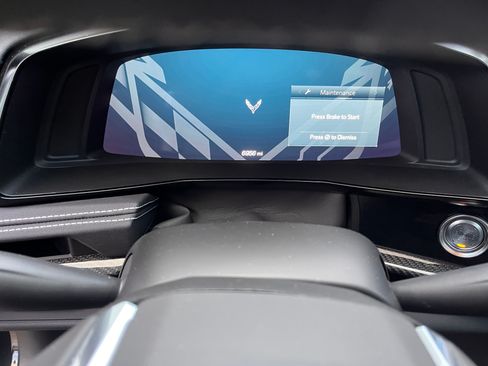 Used 2024 Chevrolet Corvette Stingray Preferred Conv w/ Battery Protection Package RWD image 9
