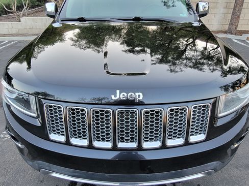 Used 2014 Jeep Grand Cherokee Limited w/ Trailer Tow Group IV image 4