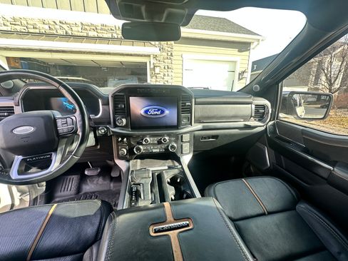 Used 2021 Ford F150 Platinum image 11