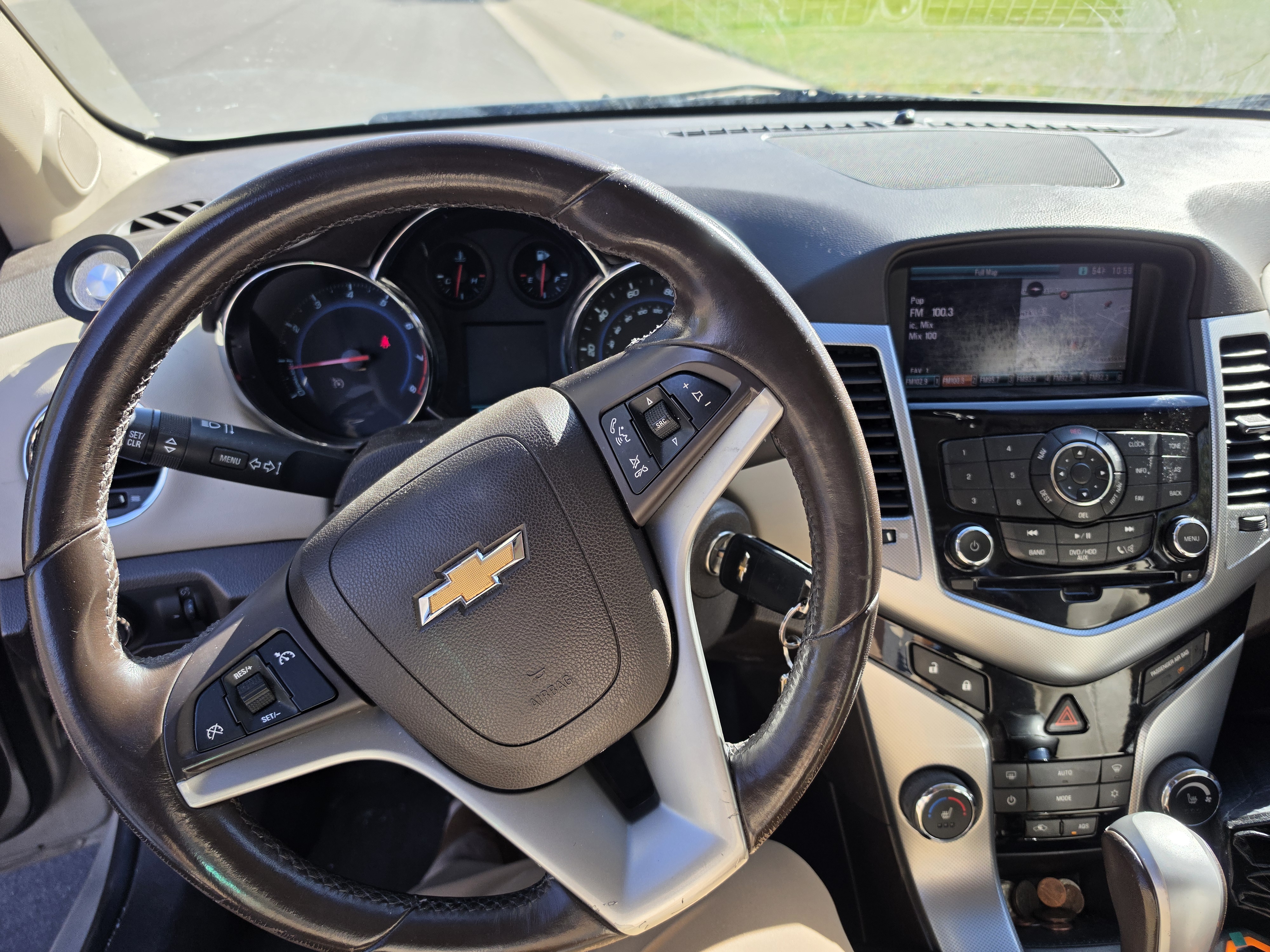 Used 2011 Chevrolet Cruze LTZ w/ RS Package FWD image 13