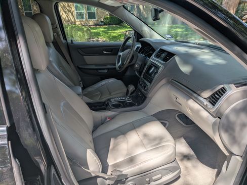 Used 2016 GMC Acadia SLT FWD image 5