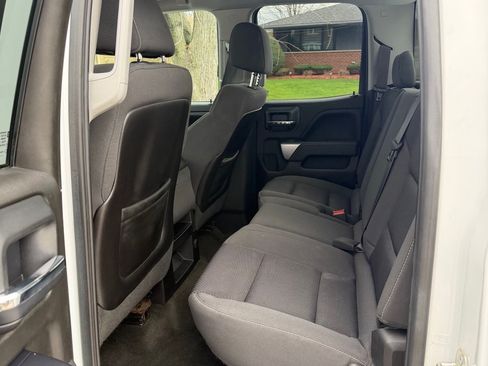 Used 2015 Chevrolet Silverado 1500 LT w/ LT Convenience Package AWD/4WD image 13