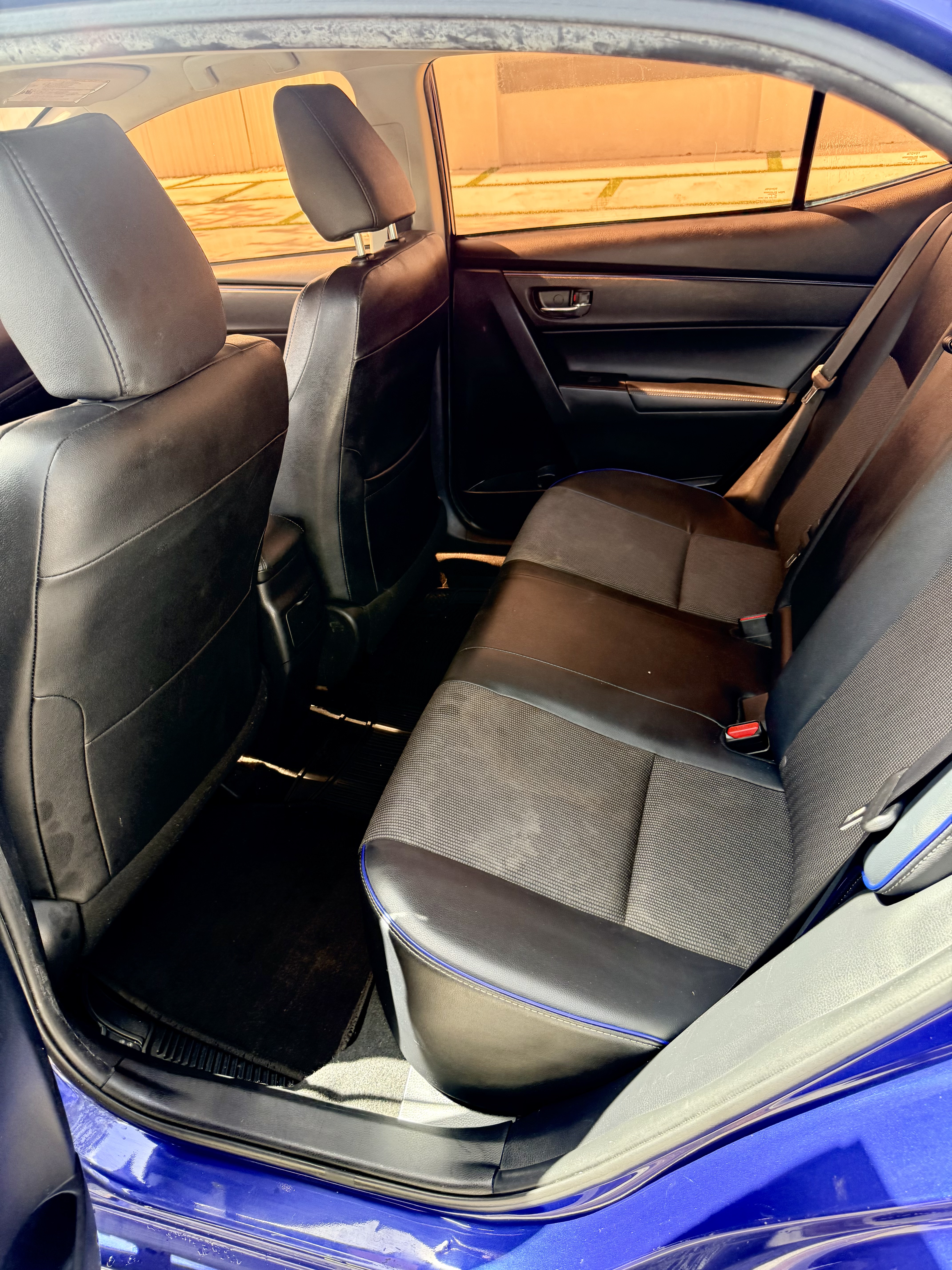Used 2017 Toyota Corolla SE FWD image 14