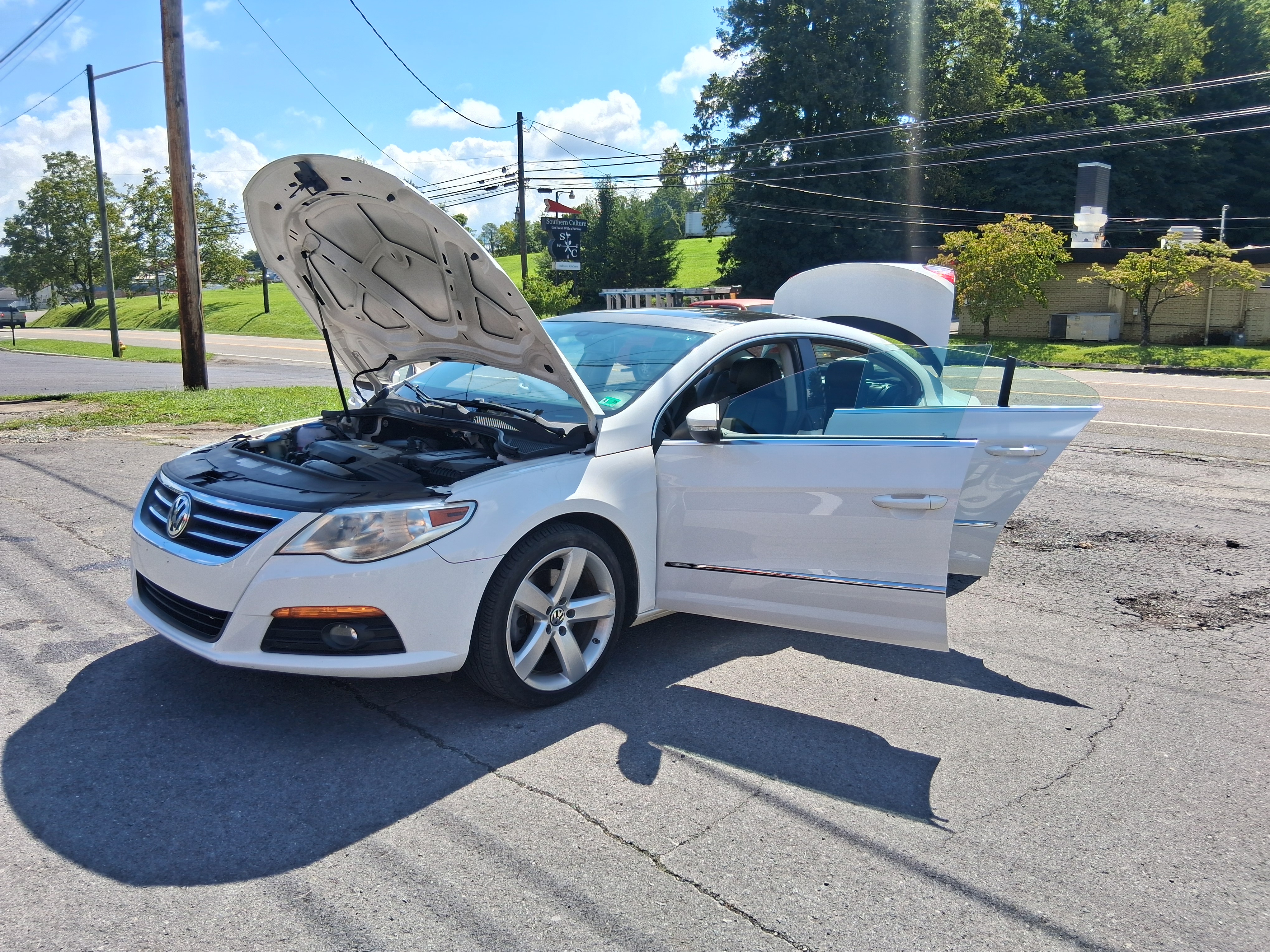 Used 2012 Volkswagen CC Lux Limited FWD image 20
