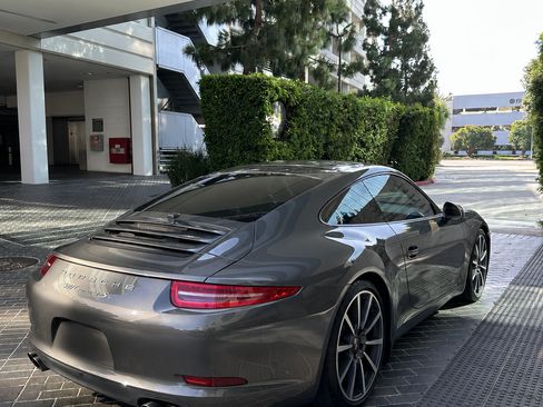 Used 2013 Porsche 911 Carrera S RWD image 6
