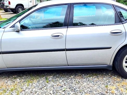 Used 2003 Chevrolet Impala FWD image 4