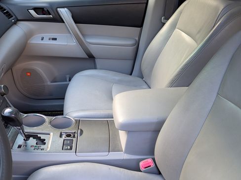Used 2008 Toyota Highlander Sport AWD/4WD image 8