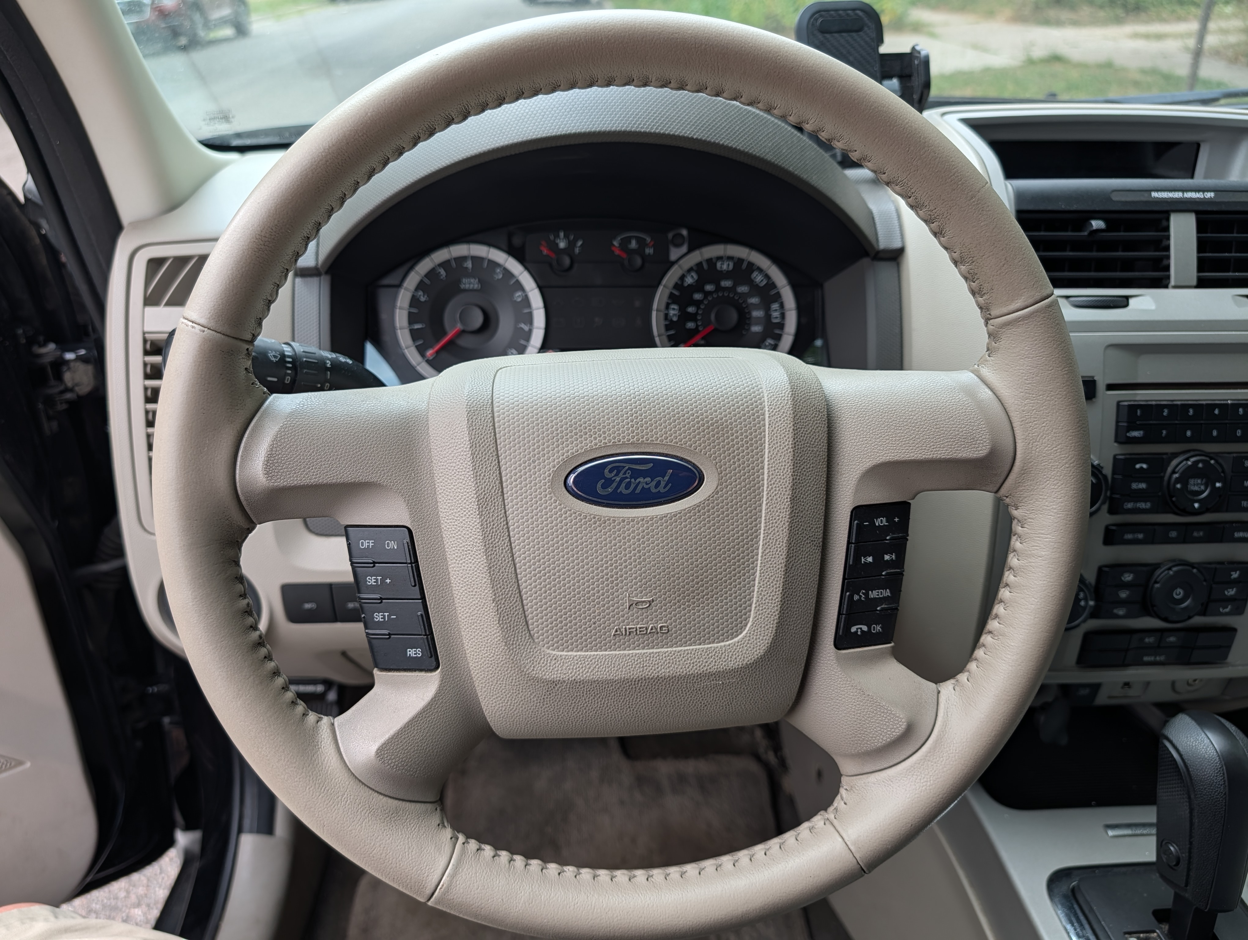 Used 2012 Ford Escape XLT FWD image 9