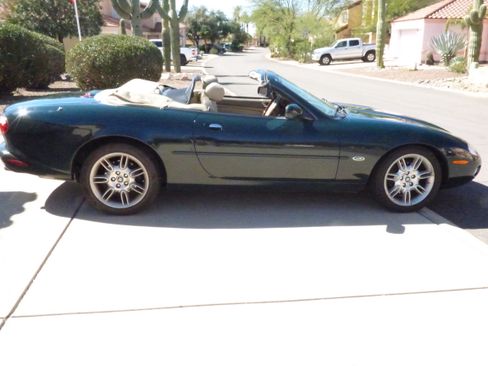 Used 2001 Jaguar XK8 Convertible image 10