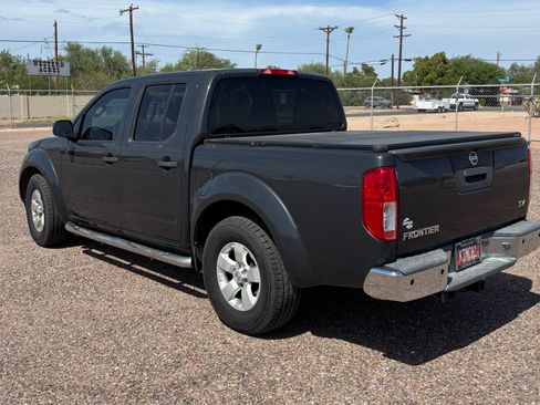 Used 2013 Nissan Frontier SV RWD image 9
