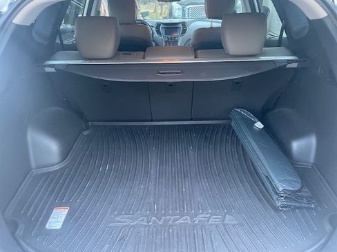 Used 2017 Hyundai Santa Fe Sport image 9